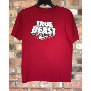 Nike Boys Red Short Sleeve T-Shirt    XL
